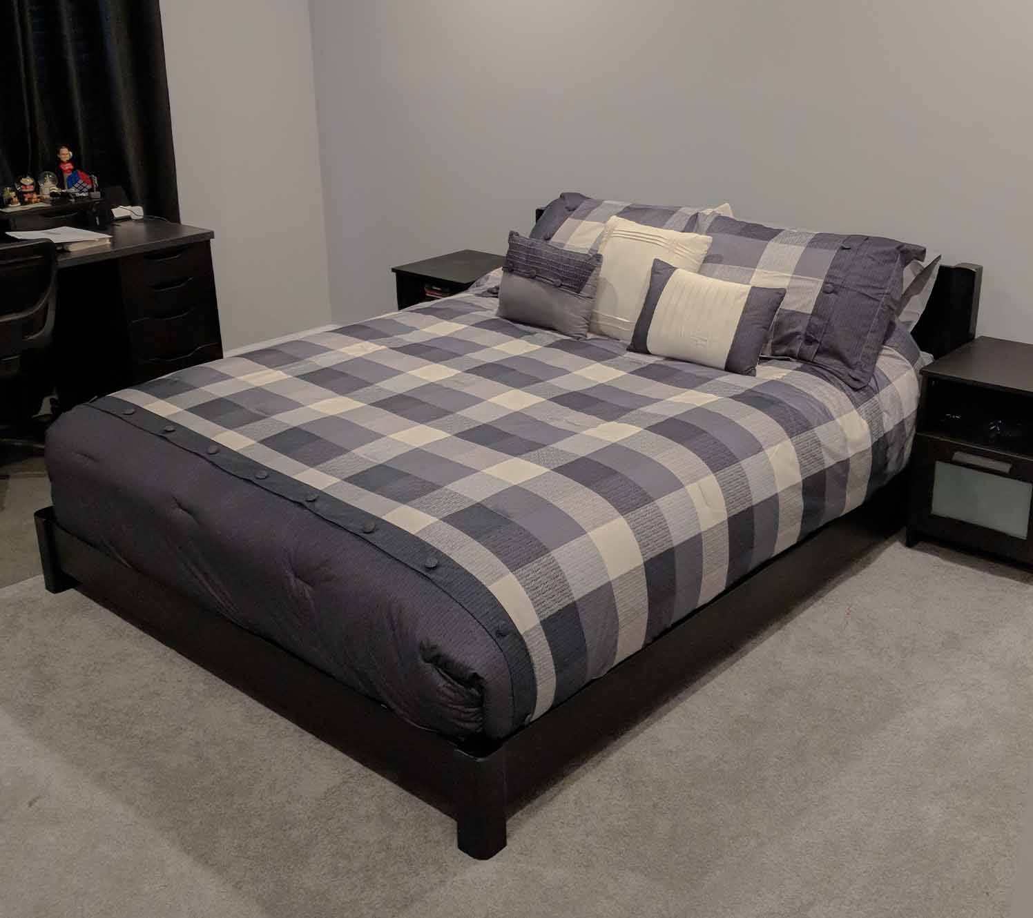 Moderne Ideen für das Hauptschlafzimmer in neutralen Farben