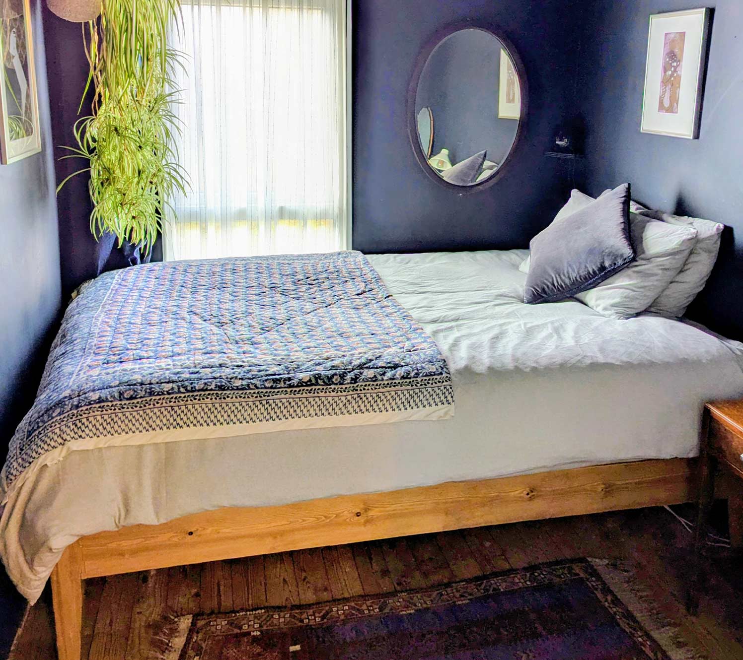 Ideen zum schmales schlafzimmer einrichten mit Spiegeln